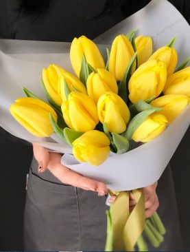 Букет из 15 тюльпанов Желтый